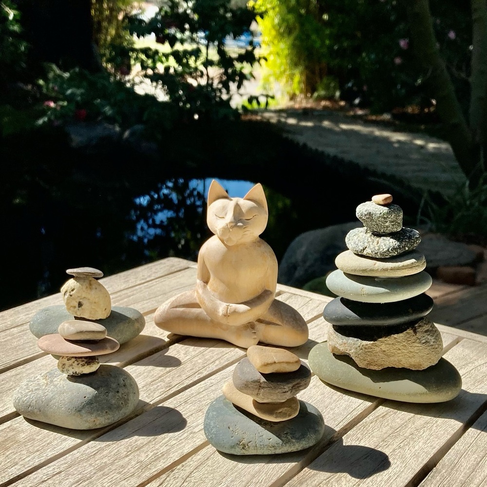 Balanced Stones Rock Art Set Hand Crafted Garden Home Decor New - Picture 5 of 12
